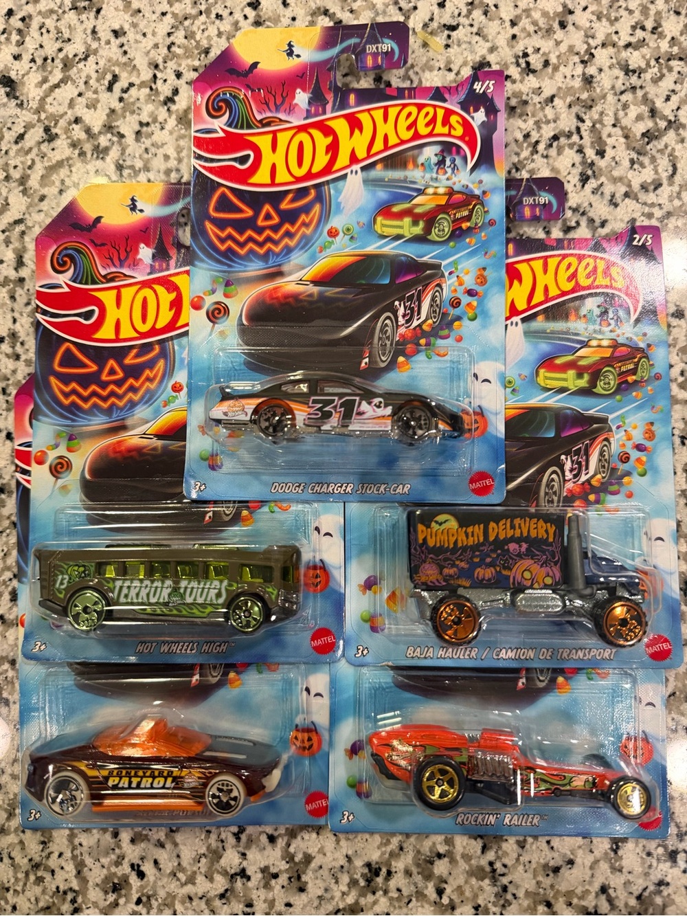 Hot Wheels Halloween Die-Cast Car Pack - Orange & Green Themed Vehicles